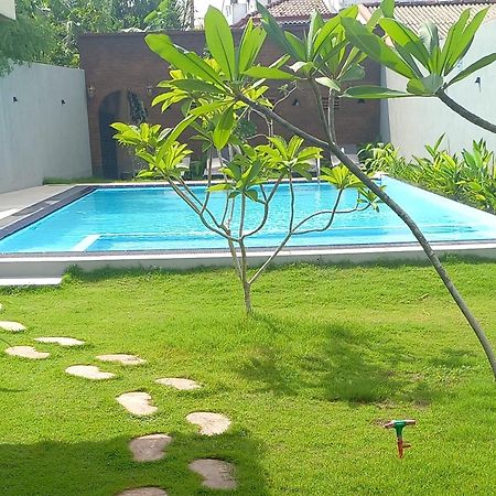 Ocean View Tourist Guest House At Negombo Beach Near The Airport Ngoại thất bức ảnh