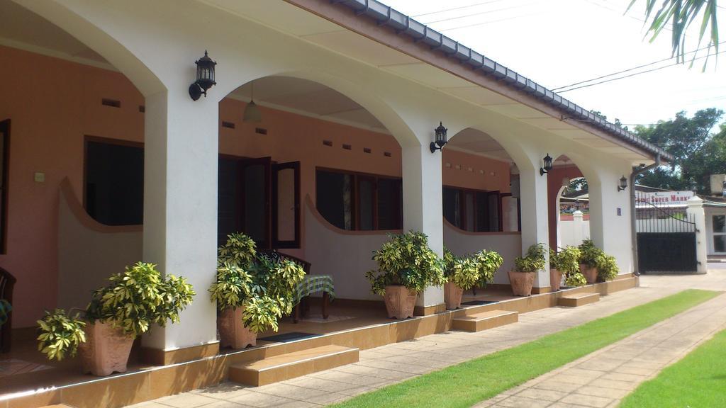 Ocean View Tourist Guest House At Negombo Beach Near The Airport Ngoại thất bức ảnh