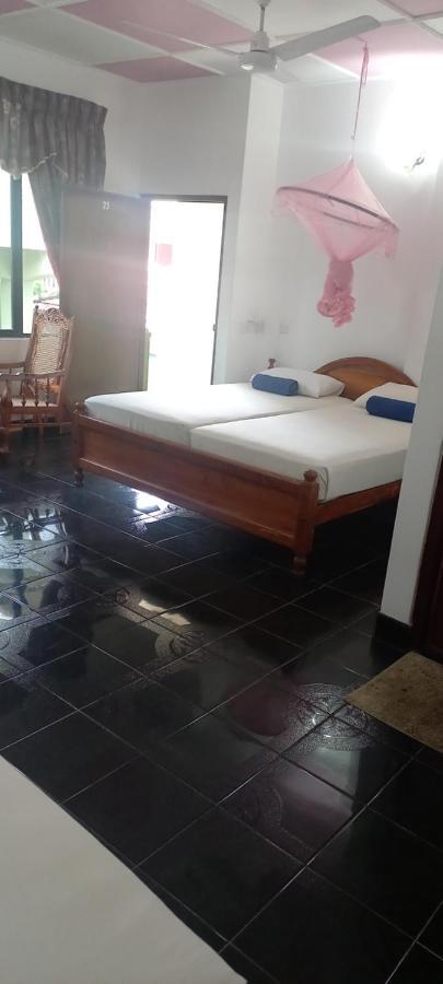 Ocean View Tourist Guest House At Negombo Beach Near The Airport Ngoại thất bức ảnh