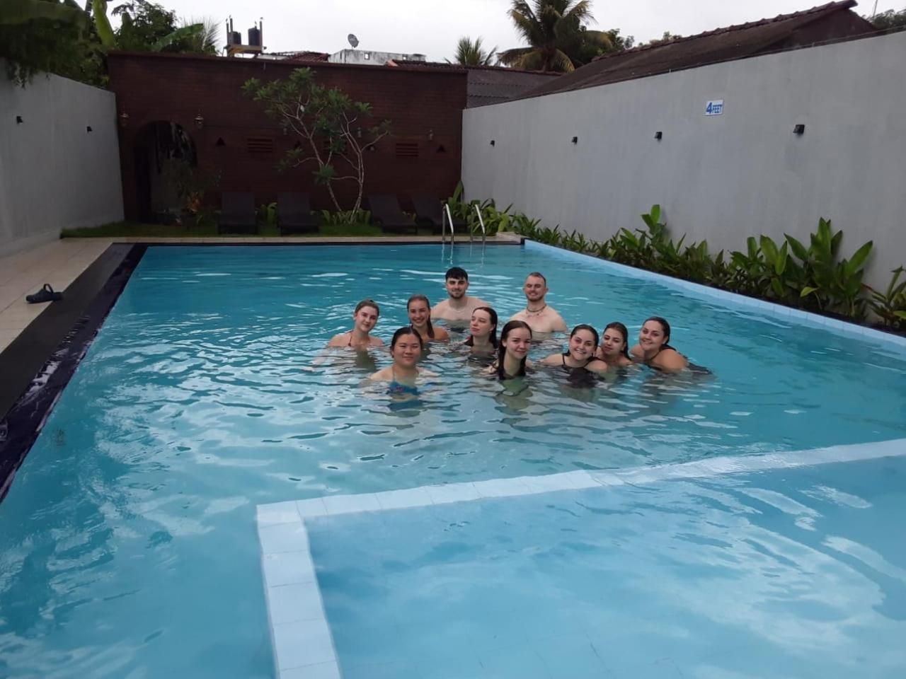 Ocean View Tourist Guest House At Negombo Beach Near The Airport Ngoại thất bức ảnh
