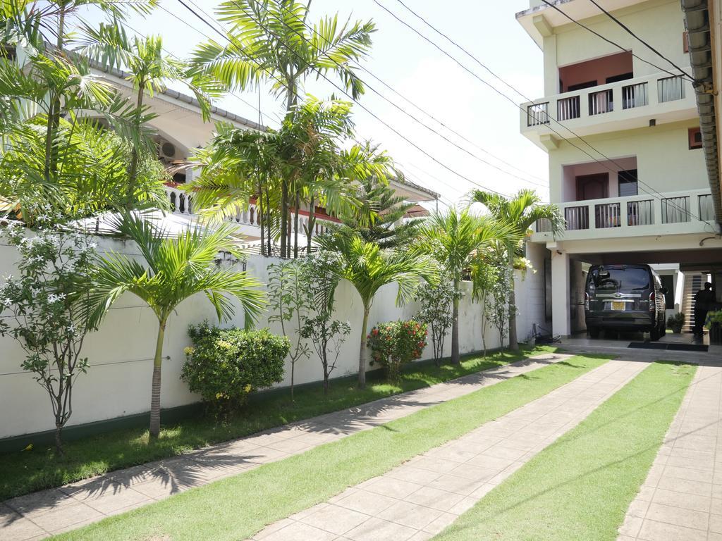 Ocean View Tourist Guest House At Negombo Beach Near The Airport Ngoại thất bức ảnh