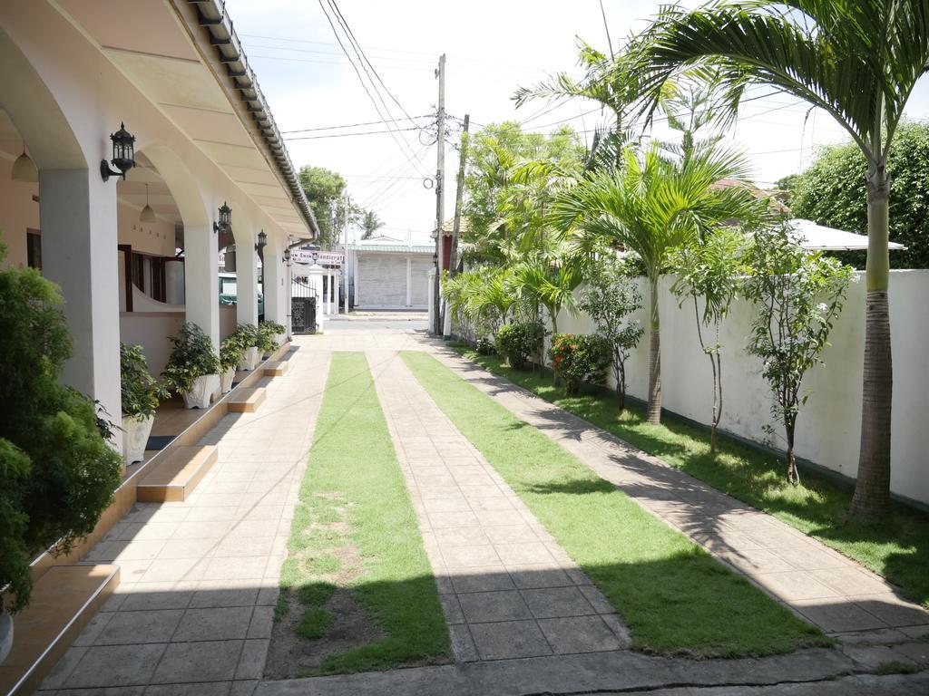 Ocean View Tourist Guest House At Negombo Beach Near The Airport Ngoại thất bức ảnh